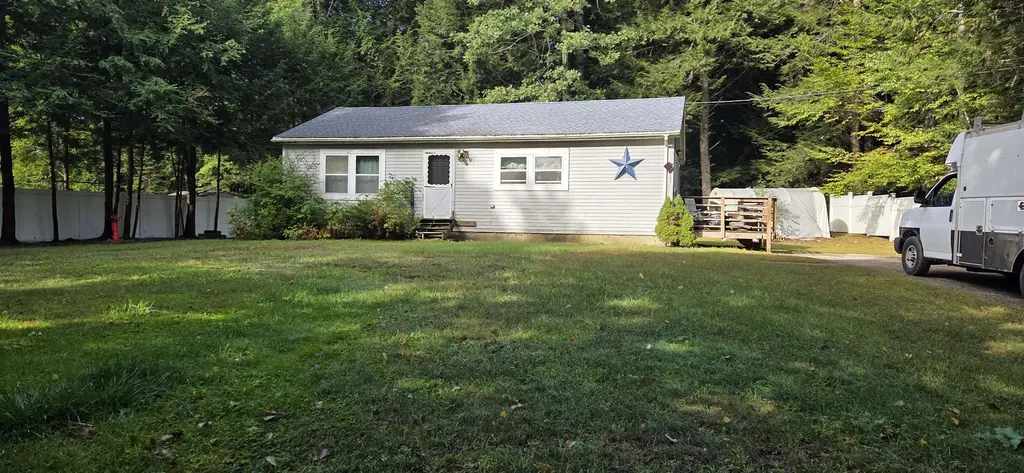 12 Lincoln Lane, Barnstead