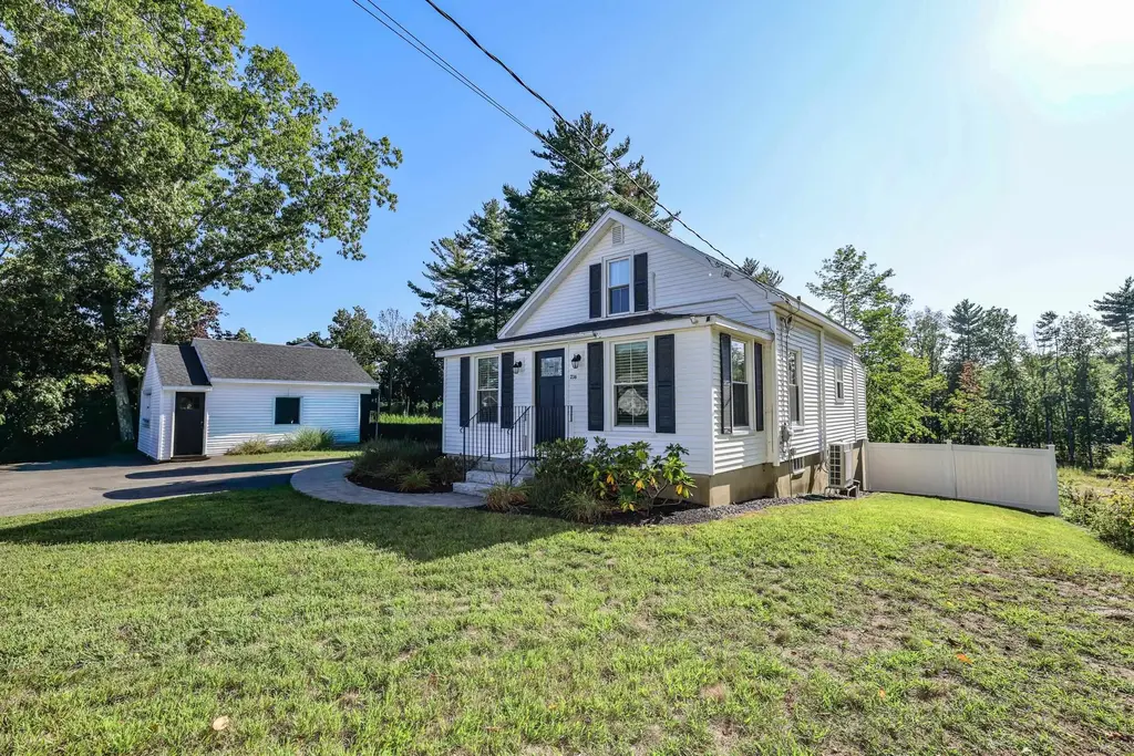 236 Drakeside Road, Hampton
