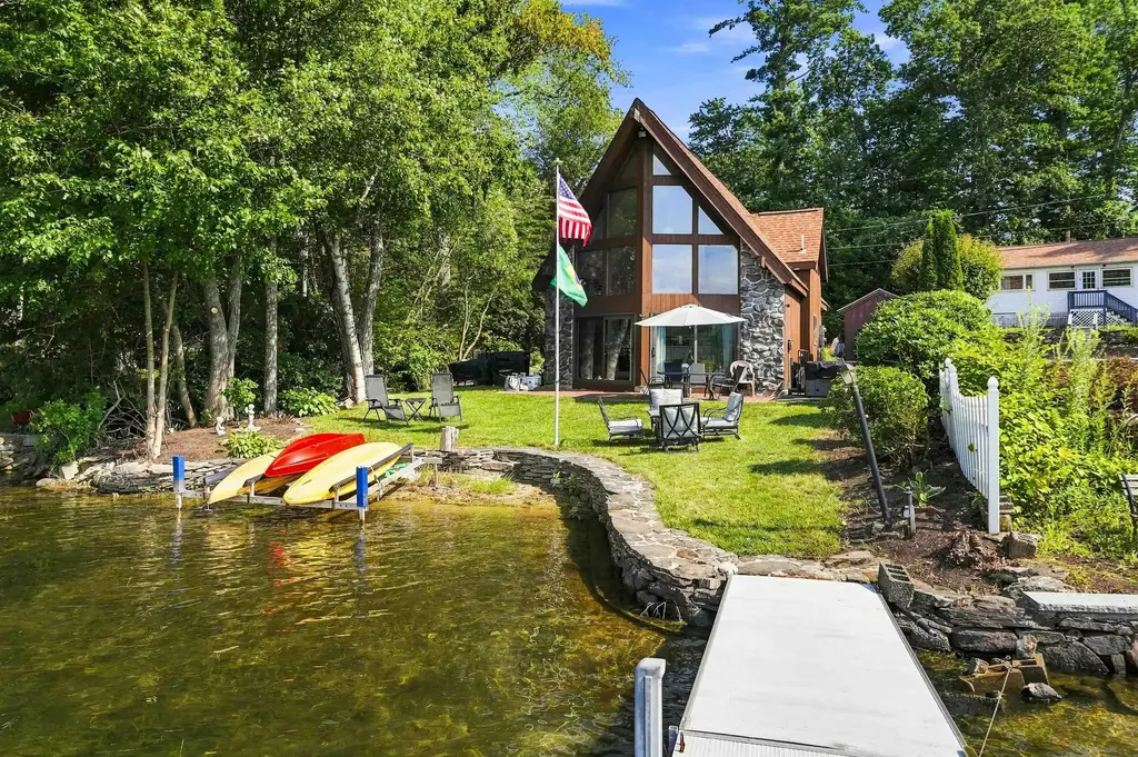 21 Oak Street, Windham