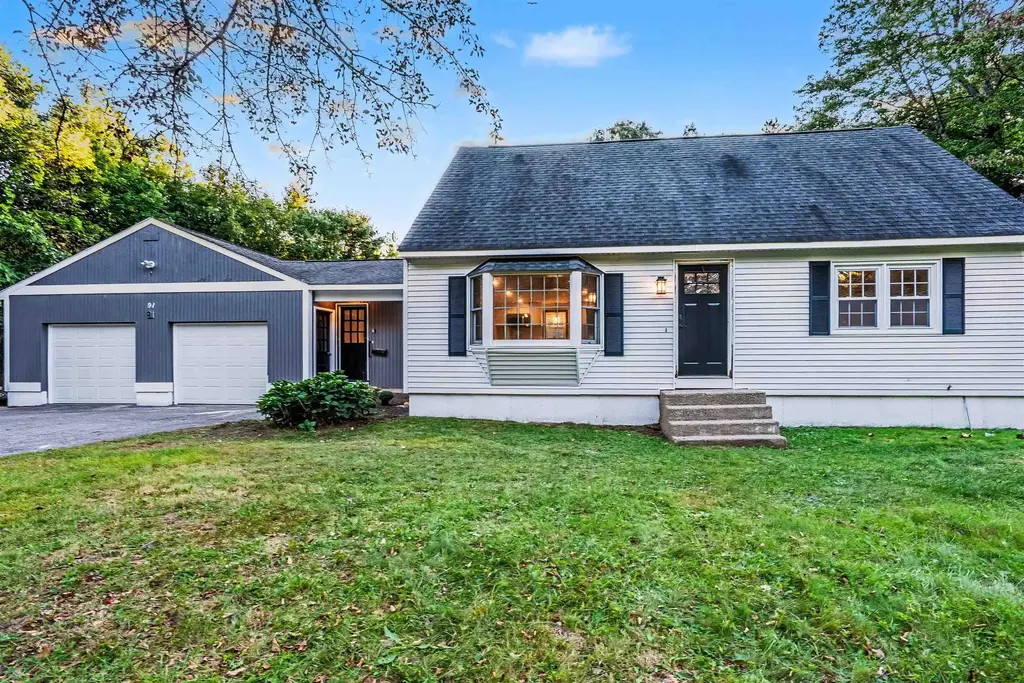 91 Turkey Hill Road, Merrimack
