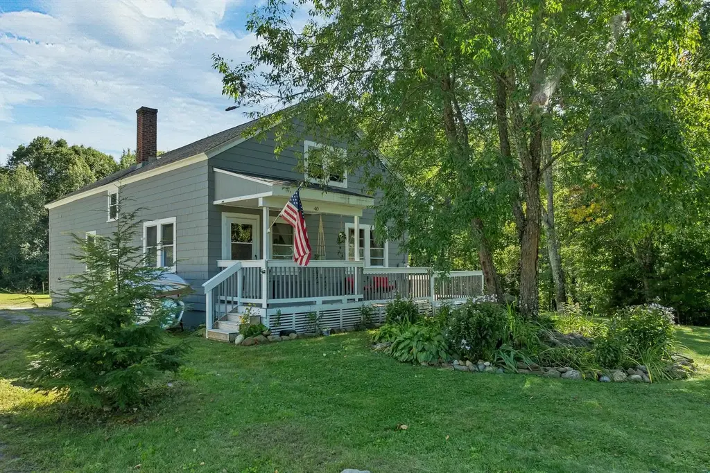 40 Boston Hill Road, Andover