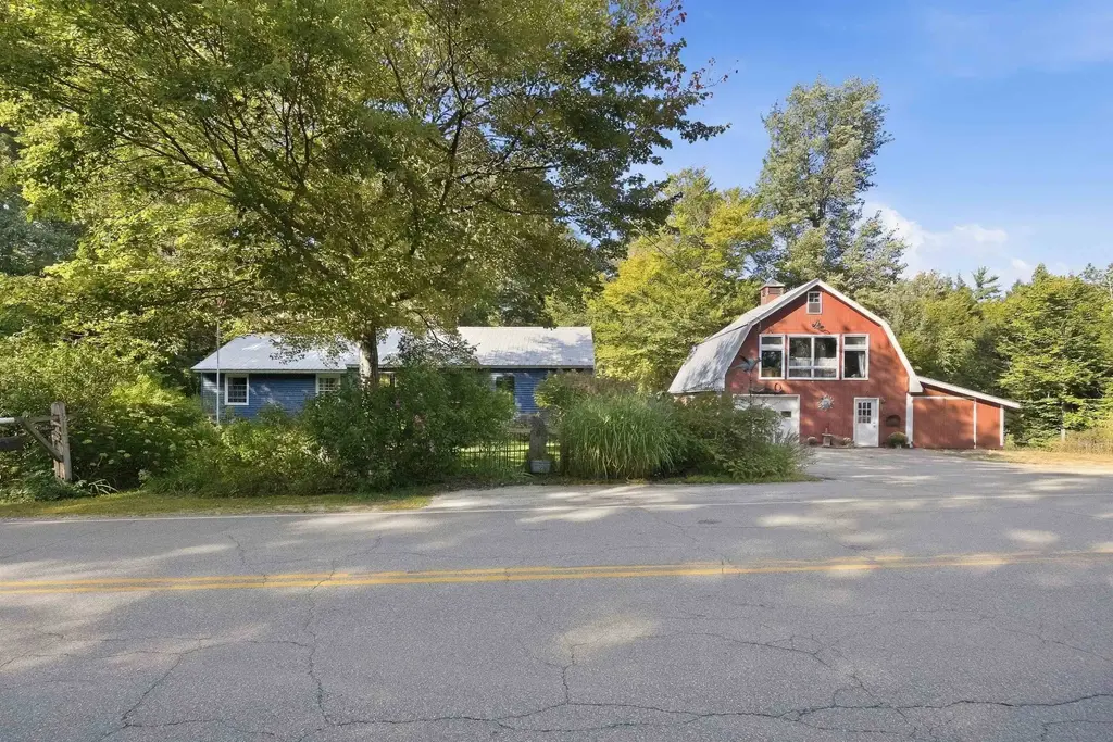 144 White Plains Road, Webster