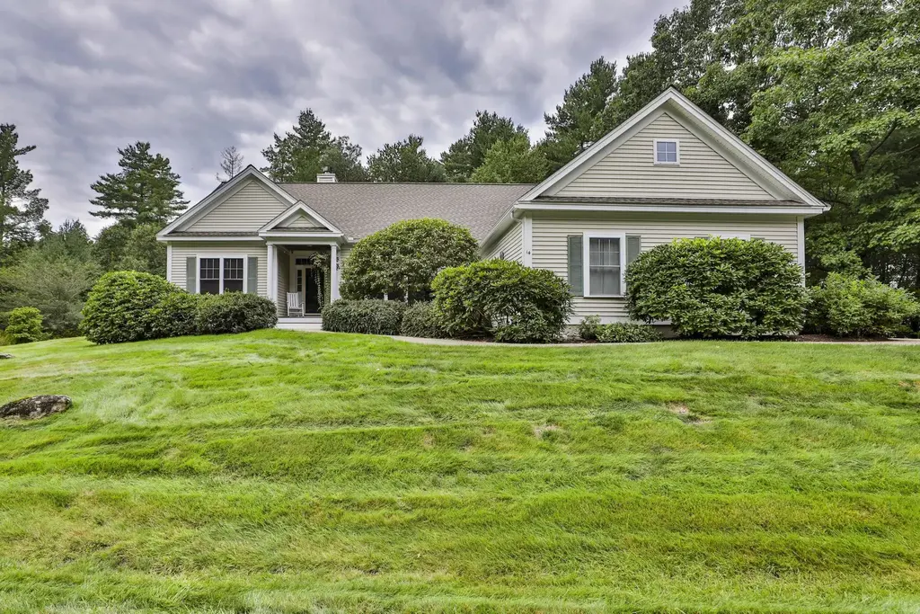 14 Hancock Drive, Bedford