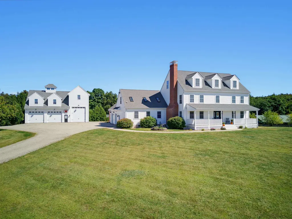 124 Bush Hill Road, Hudson
