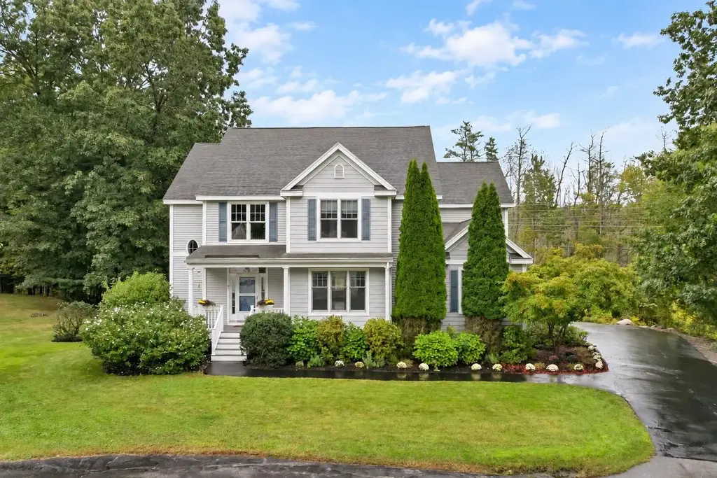 7 Quail Hollow, Stratham