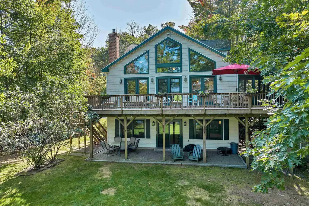 7 Acorn Drive, Alton