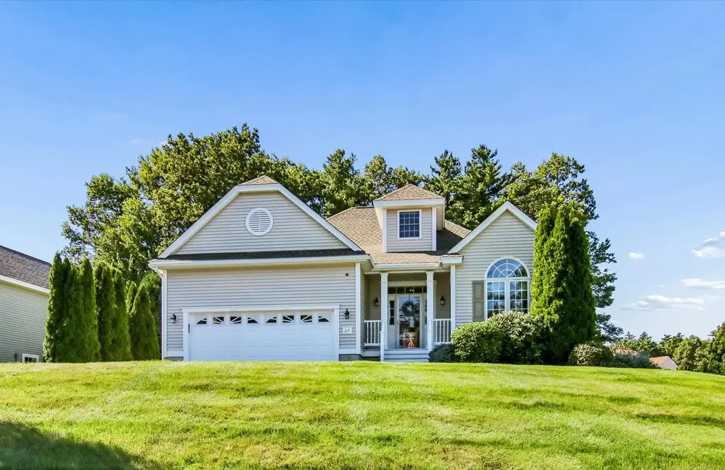 27 Saint Andrews Way, Londonderry