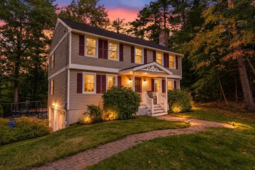26 Holts Point Road, Hampstead