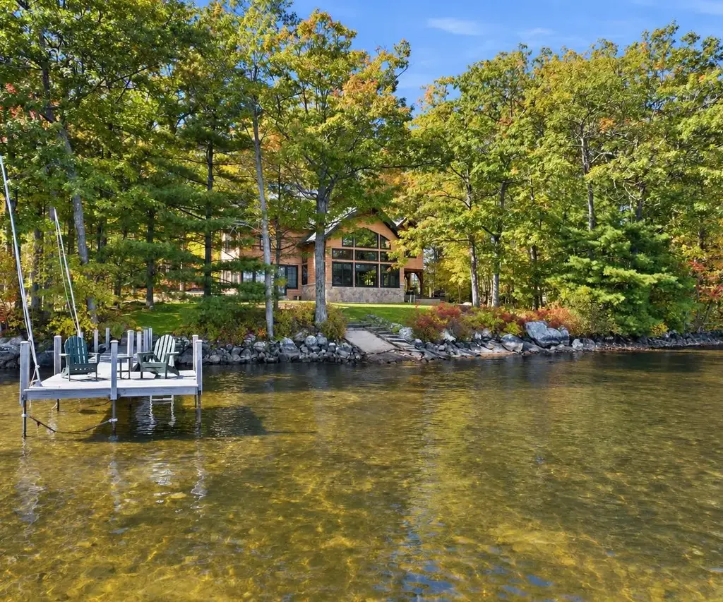 16 Garnet Point Road, Moultonborough