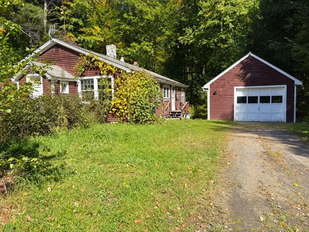 884 Nh Route 12, Westmoreland