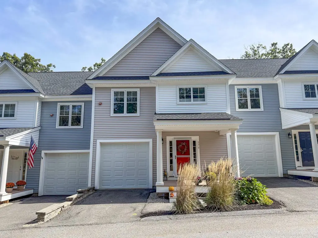 173 Knollwood Way, Manchester