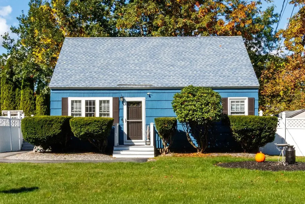 4 Blackstone Street, Hudson