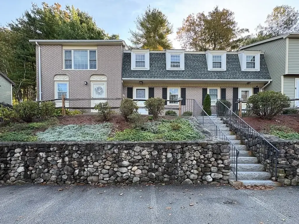 14 Cannongate Iii Road, Nashua