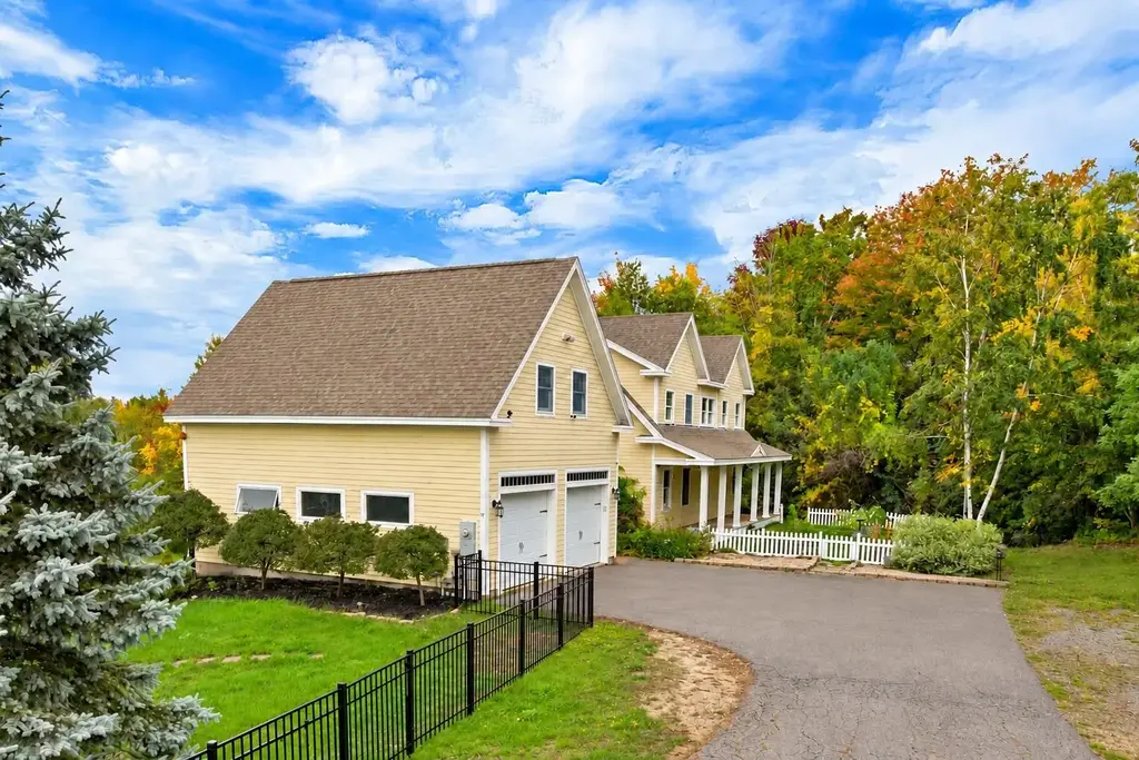 92 Garden Hill Drive, Gilford