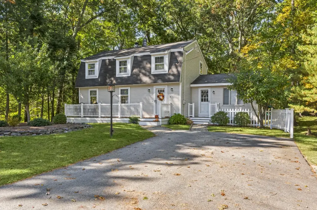 3 Travis Road, Nashua
