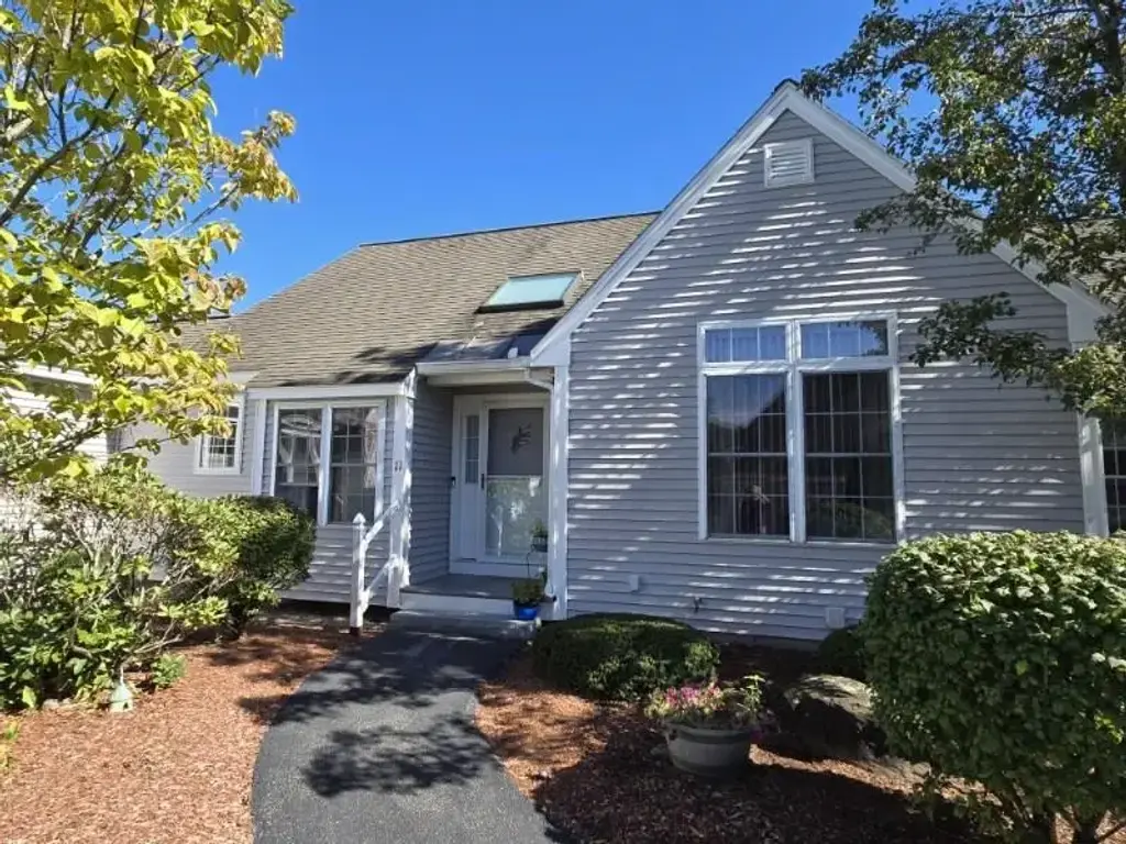 11 Rail Way, Hollis