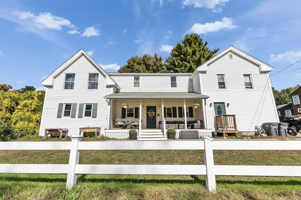 29 Martins Ferry Road, Hooksett