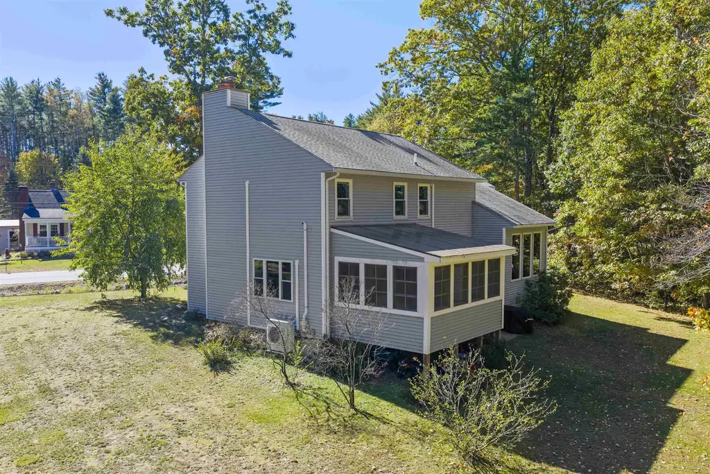 406 Piscassic Road, Newfields