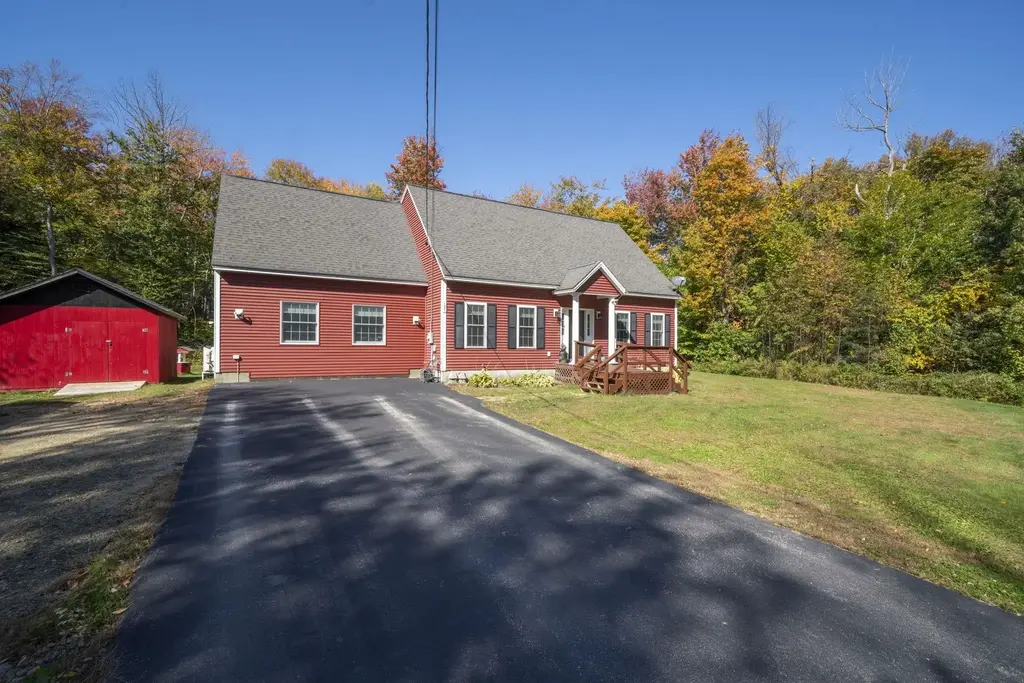 195 South Hidden Lake Road, Stoddard