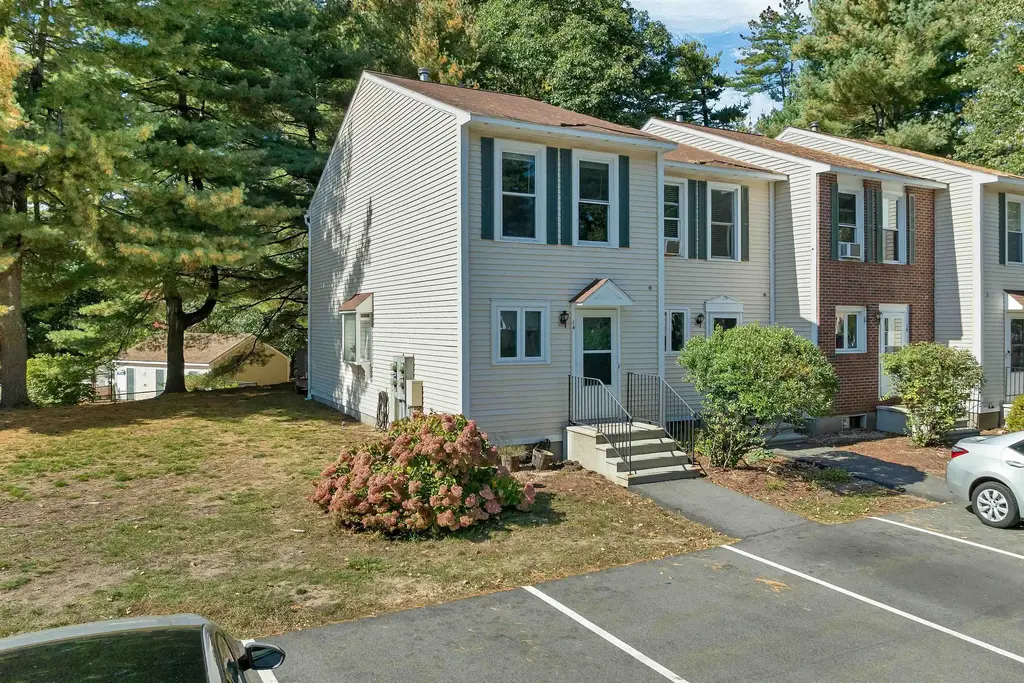 14 Shelburne Road, Merrimack