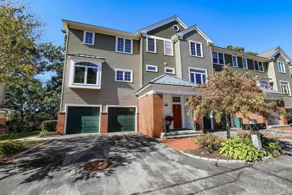 125 Riverwalk Way, Manchester