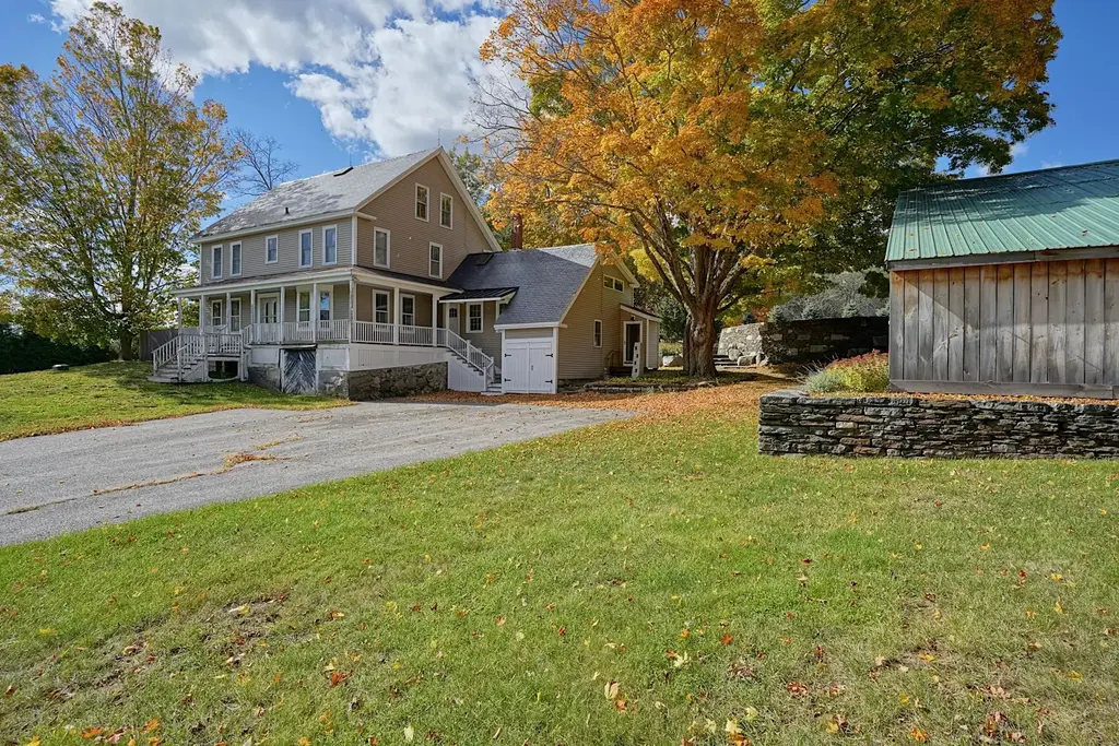 163 Winnicutt Road, Stratham