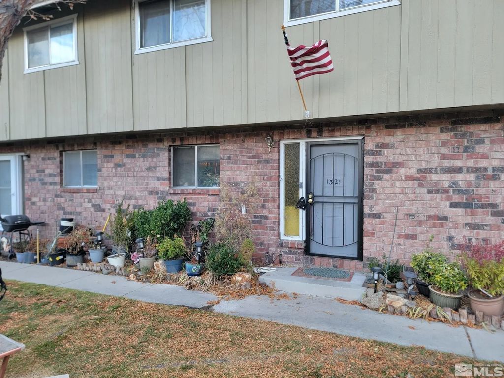1321 Ashby Court, Carson City