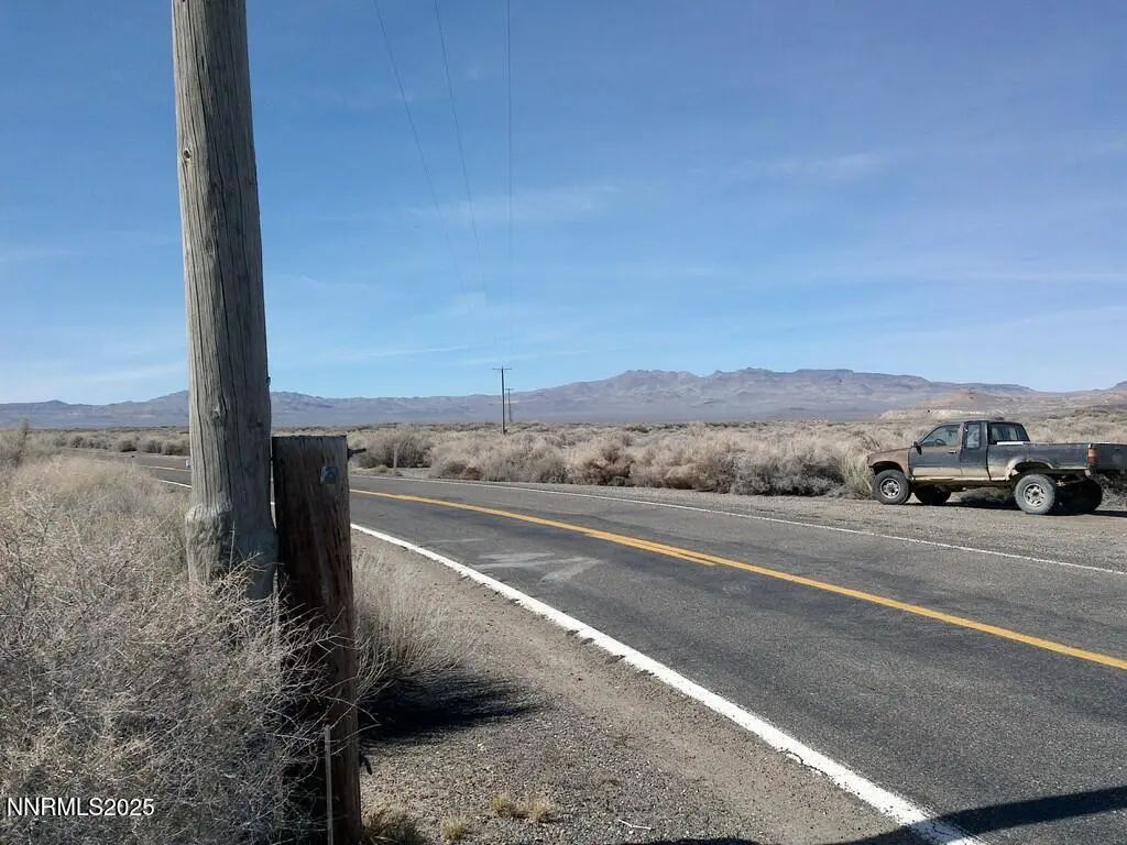 T26 R31 Sec 30 007-381-08, Lovelock