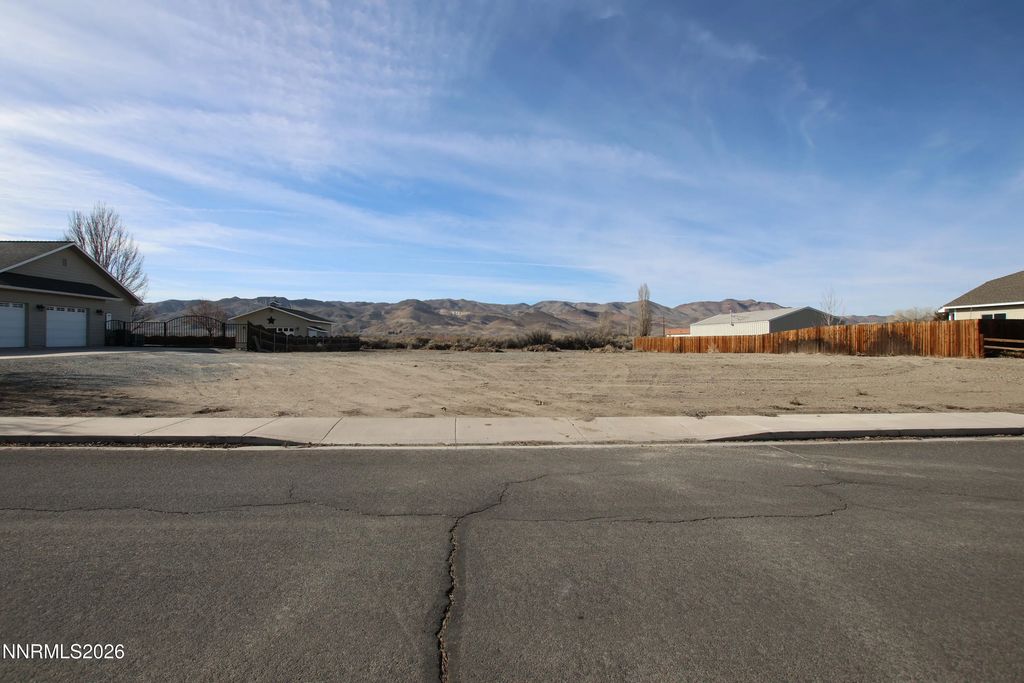 21 Jacob Road, Yerington