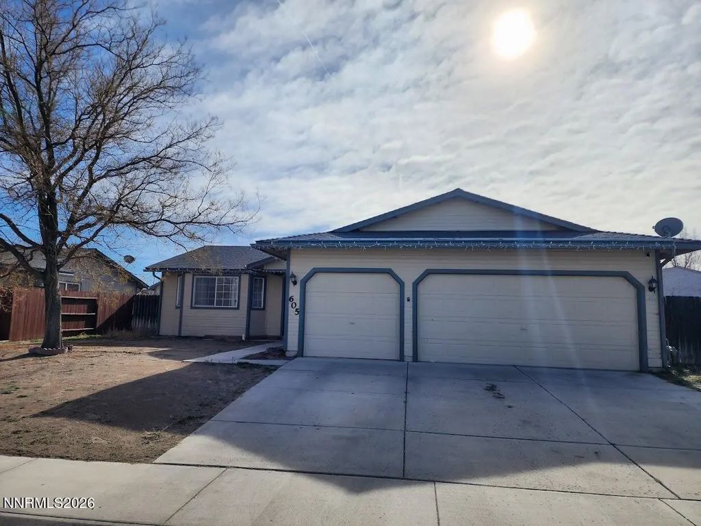 605 Nader Way, Fernley
