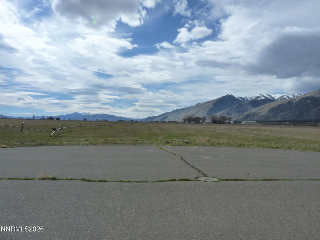 111 Oreana Peak Road, Smith Valley
