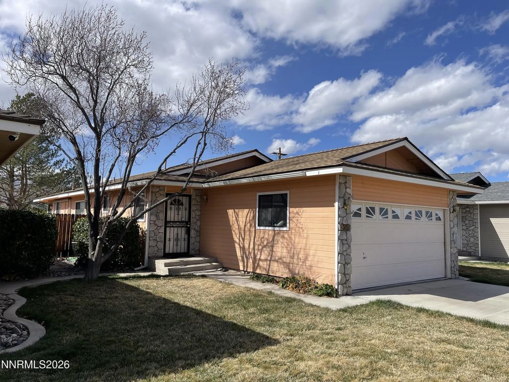 321 S West Street, Yerington