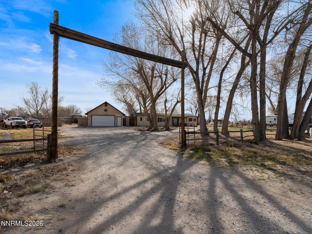 3320 Della Circle, Fallon