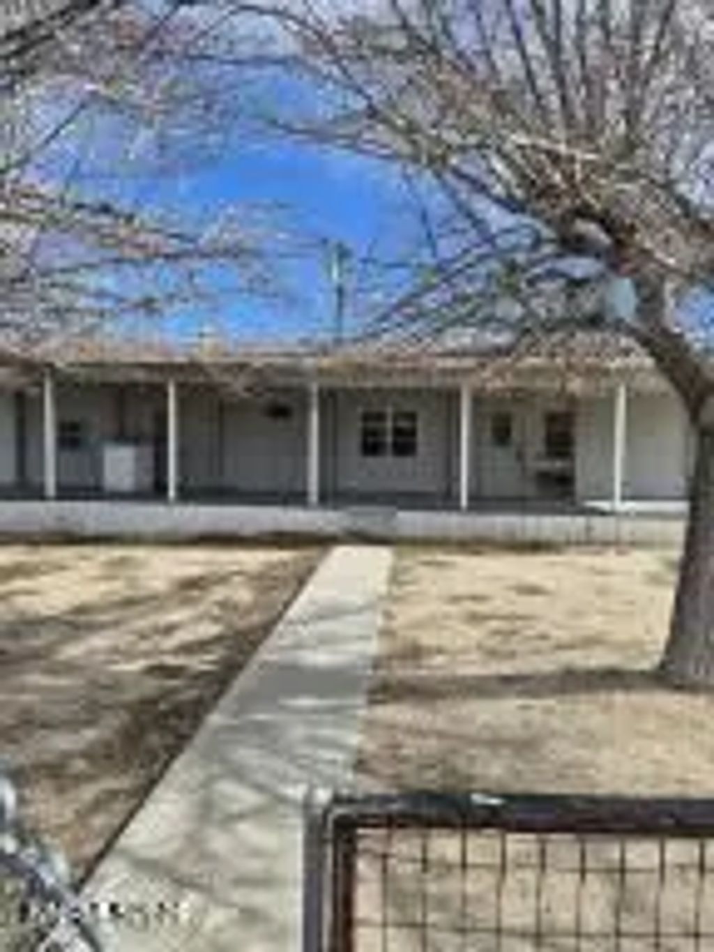 850 J Street, Hawthorne