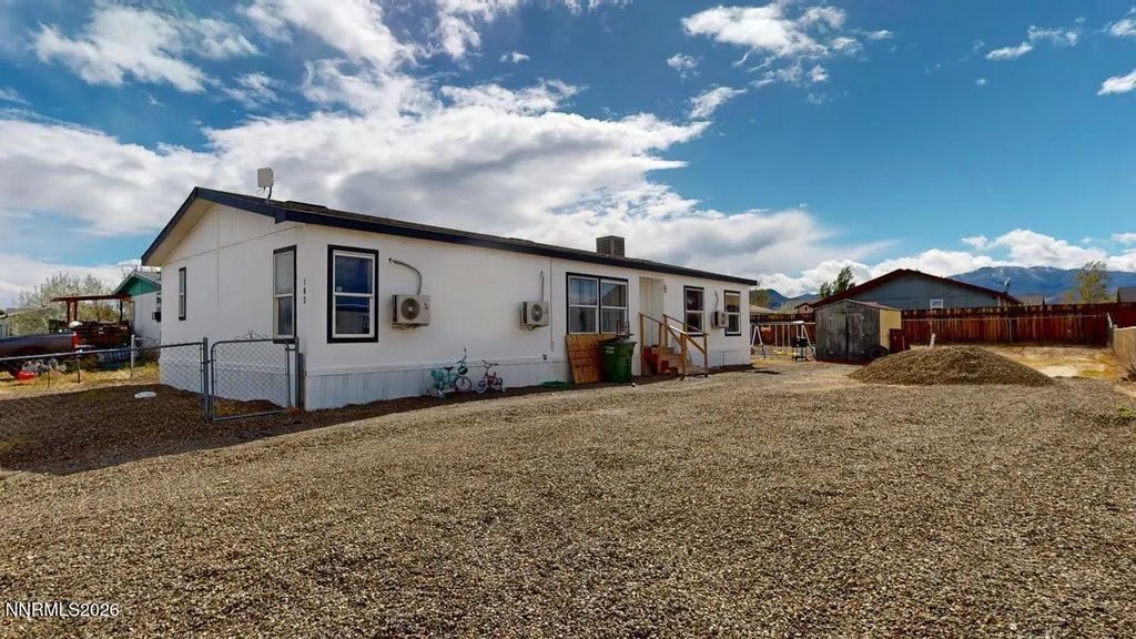 102 Bastian Road, Battle Mountain