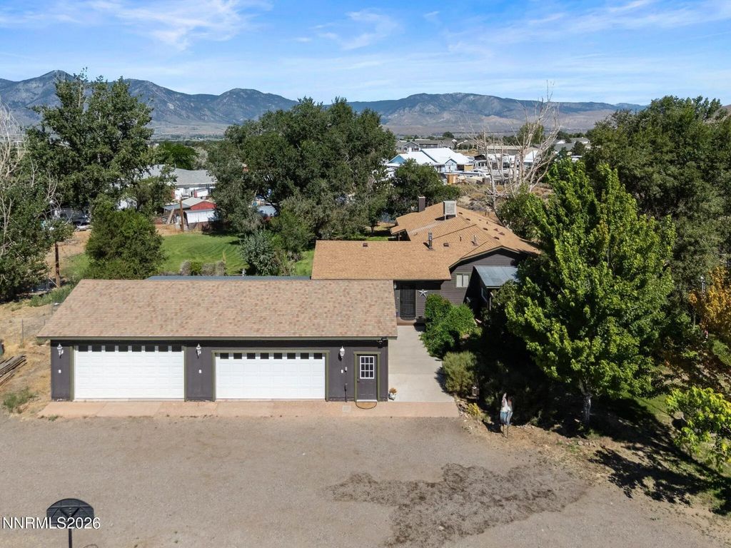 2530 Henning Lane, Minden
