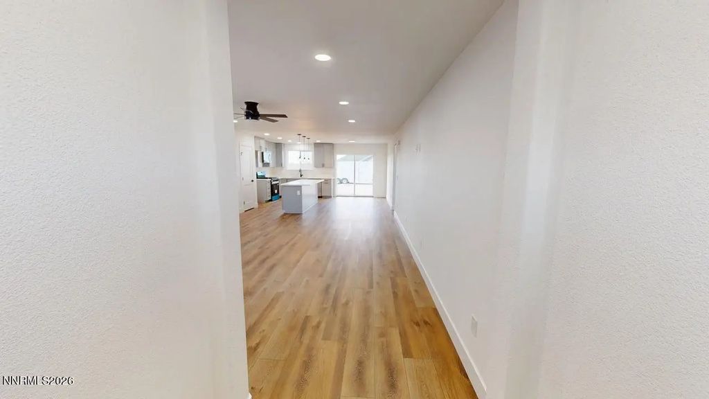 427 Yellow Brick Road, Battle Mountain