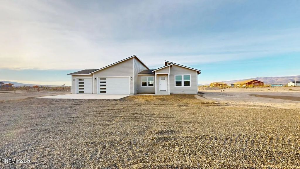 427 Yellow Brick Road, Battle Mountain