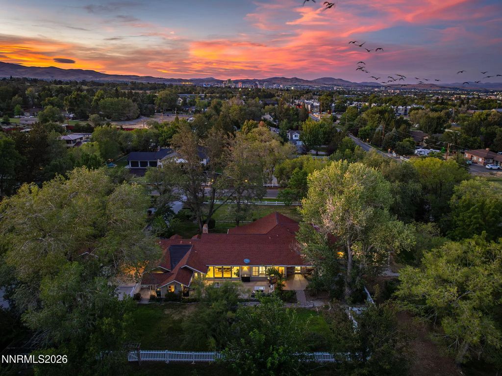 1400 Meadowview Lane, Reno