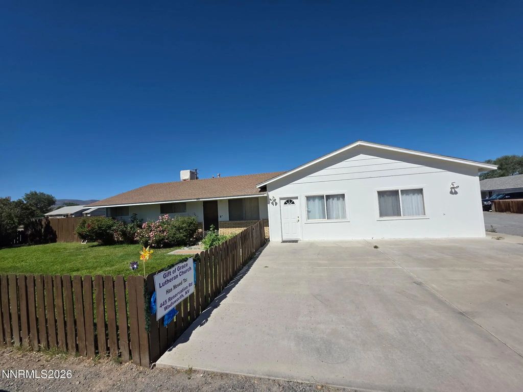 190 S West Street, Fernley