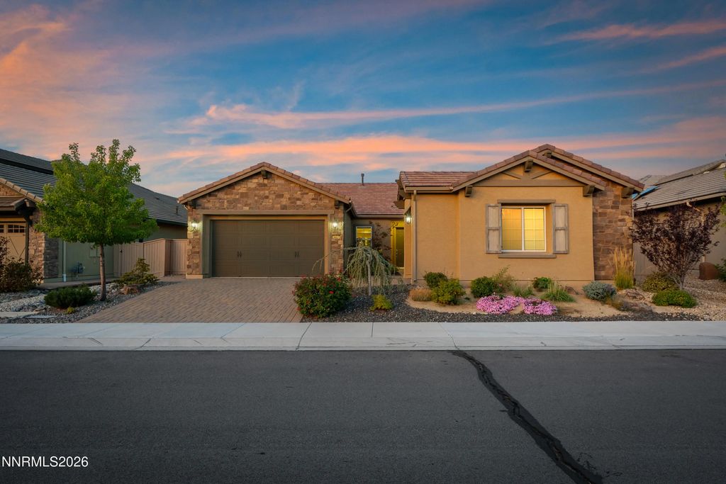 9827 Dyevera Lane, Reno