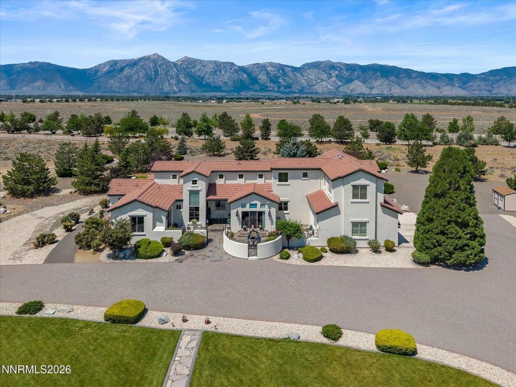 1224 Golden Eagle Court, Gardnerville