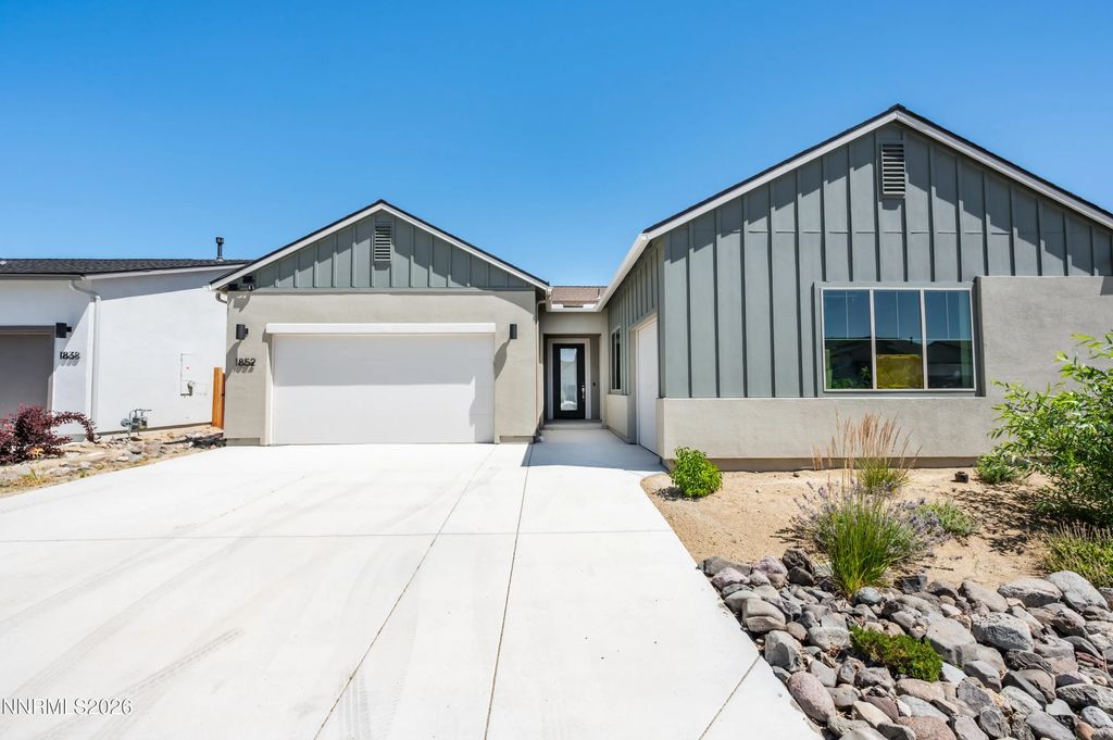 1852 Hogan Peak Street, Carson City