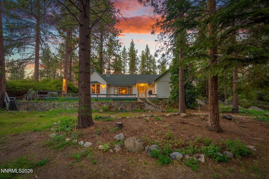 652 Freel Drive, Zephyr Cove