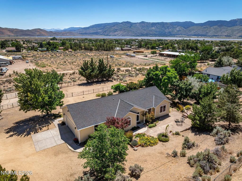 305 Flicker Circle, Washoe Valley