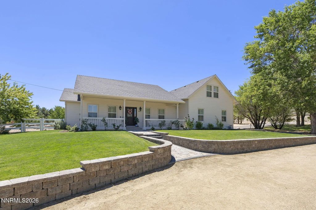 611 Rabe Way, Carson City