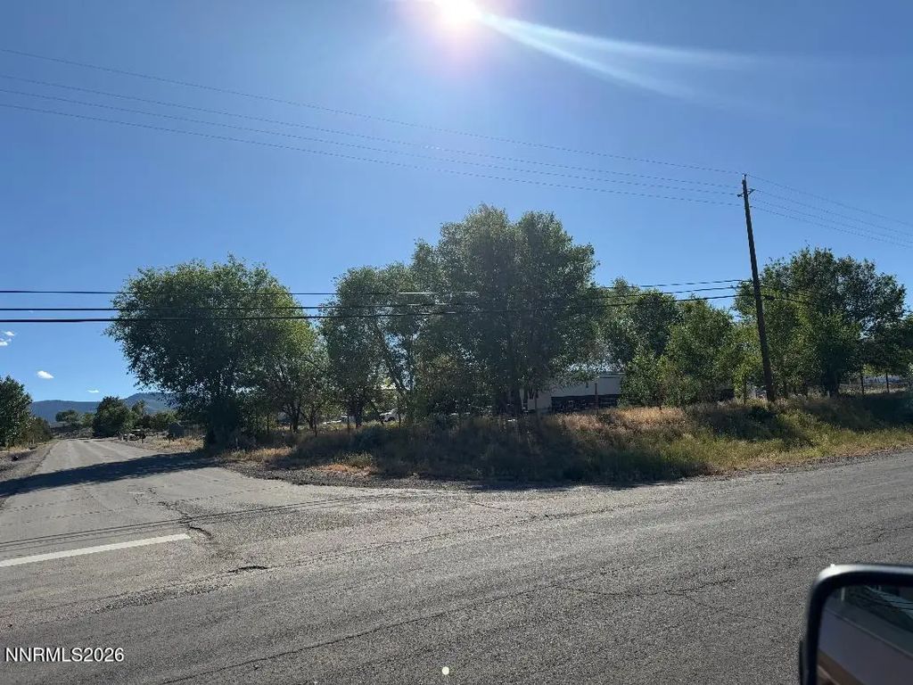 18165 N U.s. 395, Reno
