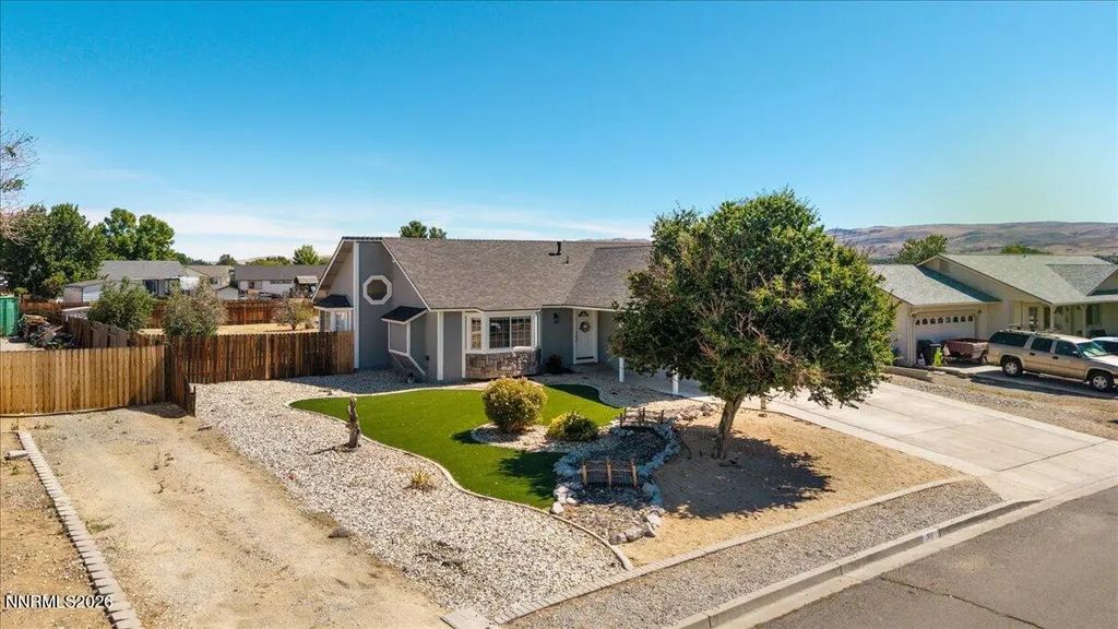 310 Veronica Avenue, Sparks