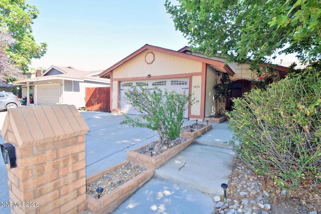 1496 Heather Court, Sparks