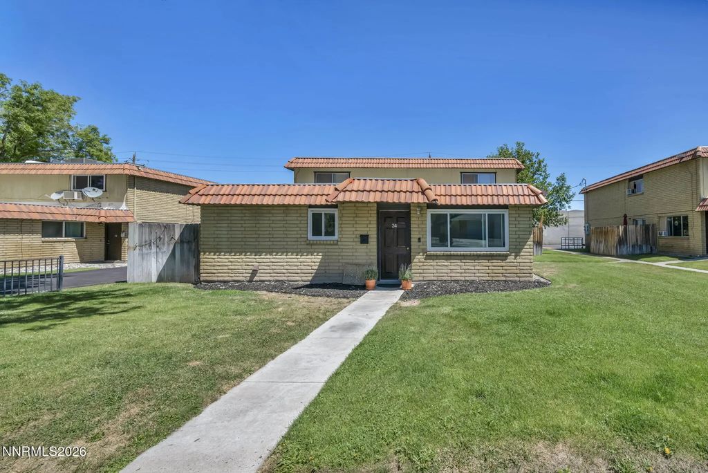3400 Woodside Drive Apt 24, Carson City